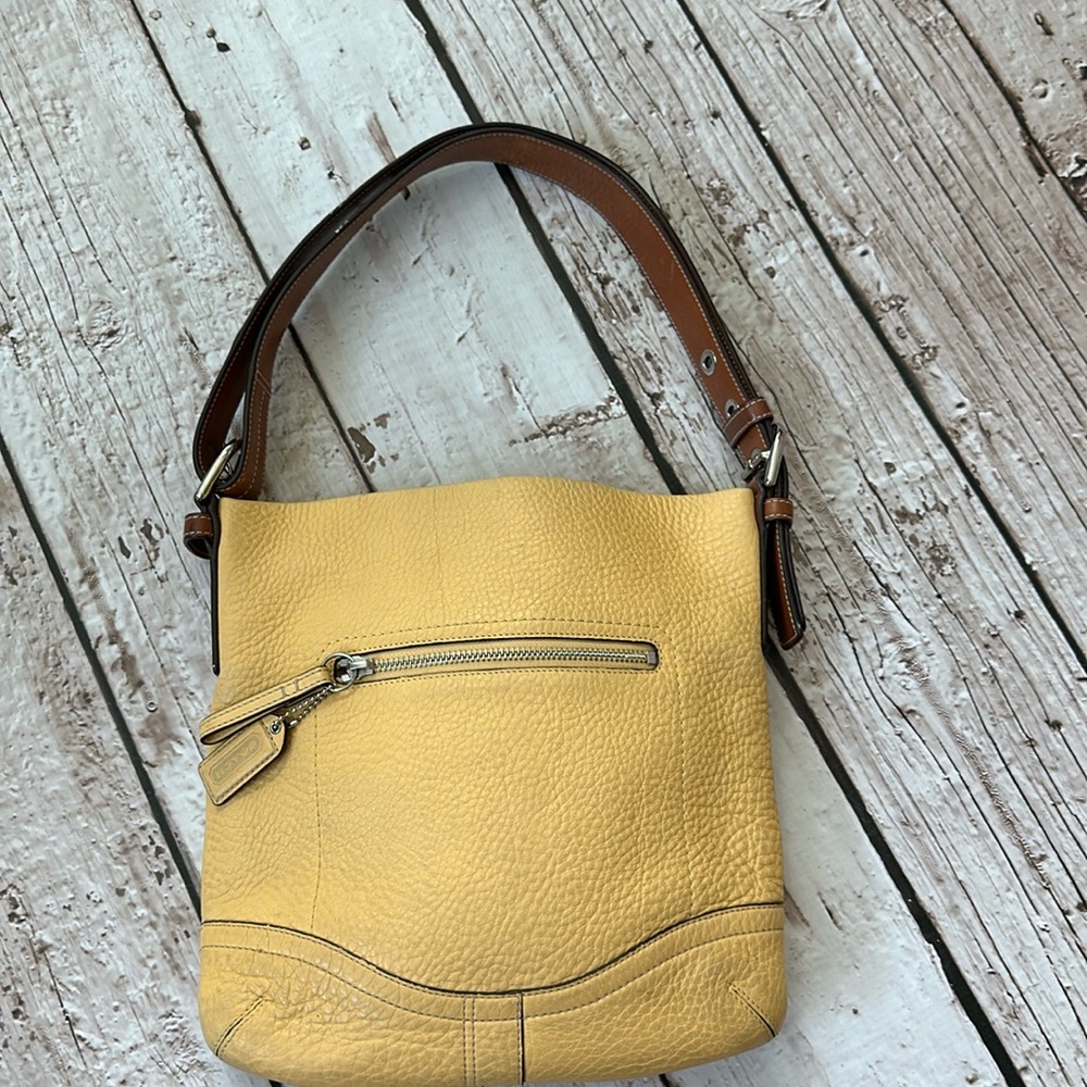 Coach pebbled leather shoulder bag